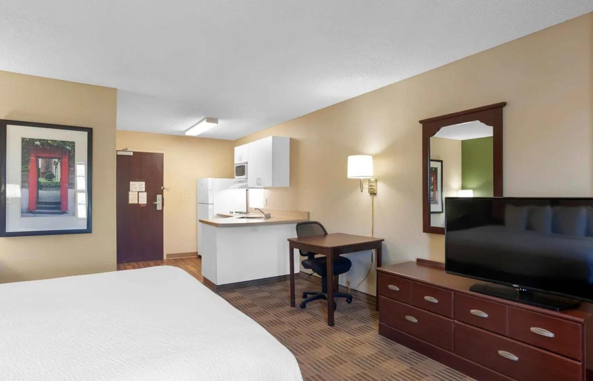 Hotel Relax Extended - La Mirada
